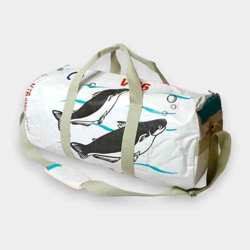 SPORTY BAG | Upcycelte Sporttasche in weiß