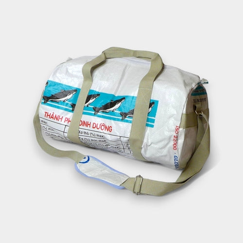 SPORTY BAG | Upcycelte Sporttasche in weiß