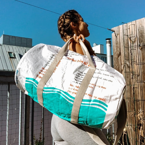 SPORTY BAG | Upcycelte Sporttasche in weiß